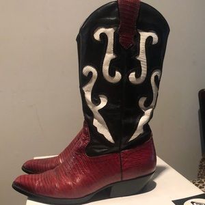 Nine West Western Style Leather Boots